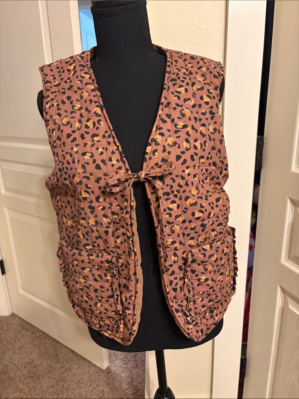 Leopard Print Quilted Vest - Women Jackets & Coats